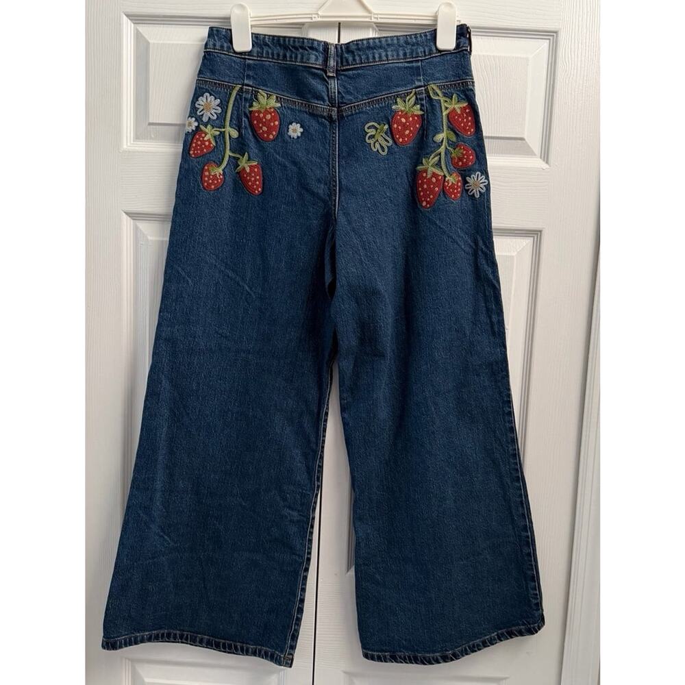 Anthropologie Maeve Wide Leg Embroidered Strawberry Jeans NWT 31 - Picture 4 of 5